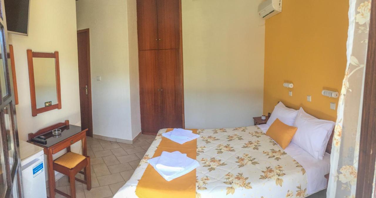 Pantelidis Rooms Скала-Потамиас Экстерьер фото